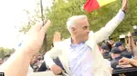 Cum au primit susținătorii lui Călin Georgescu vestea eliberării acestuia. Oamenii aflați la Tribunal au izbucnit în lacrimi. „Căline, Căline, poporul e cu tine!”