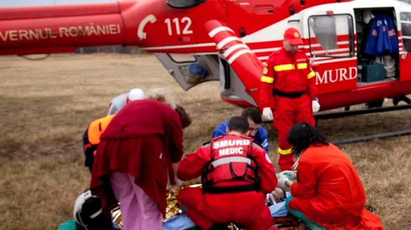 Doi copii care au suferit arsuri vor fi aduși din Bacău la București cu un elicopter MAI