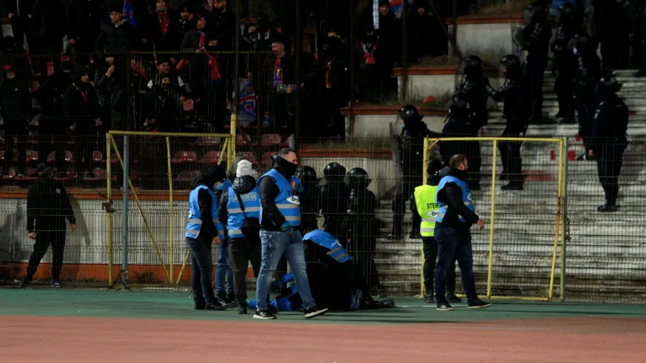 FOTO | Amenzi de peste 10.000 de lei, date de Jandarmerie, în urma incidentelor de la derby-ul dintre Dinamo-FCSB