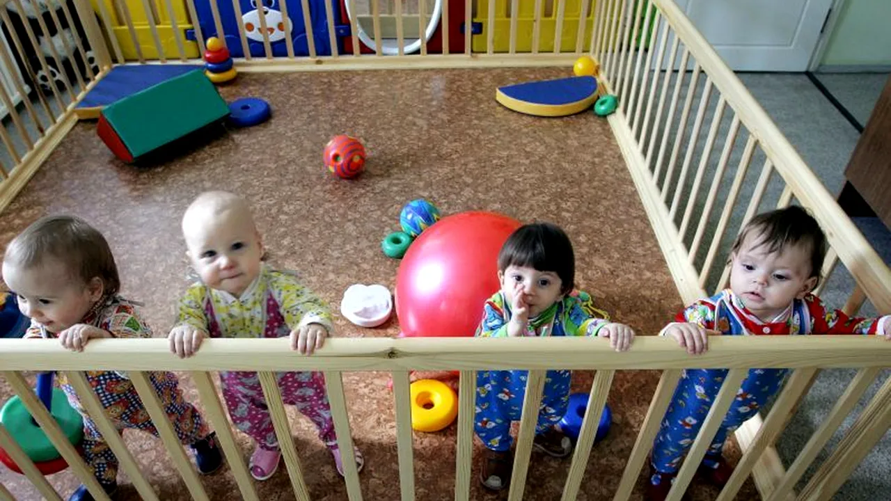 Consiliul Federației Ruse a aprobat legea care interzice adoptarea de copii de către americani