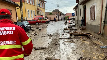 Avertizări Cod galben și portocaliu de inundații pe mai multe râuri din țară
