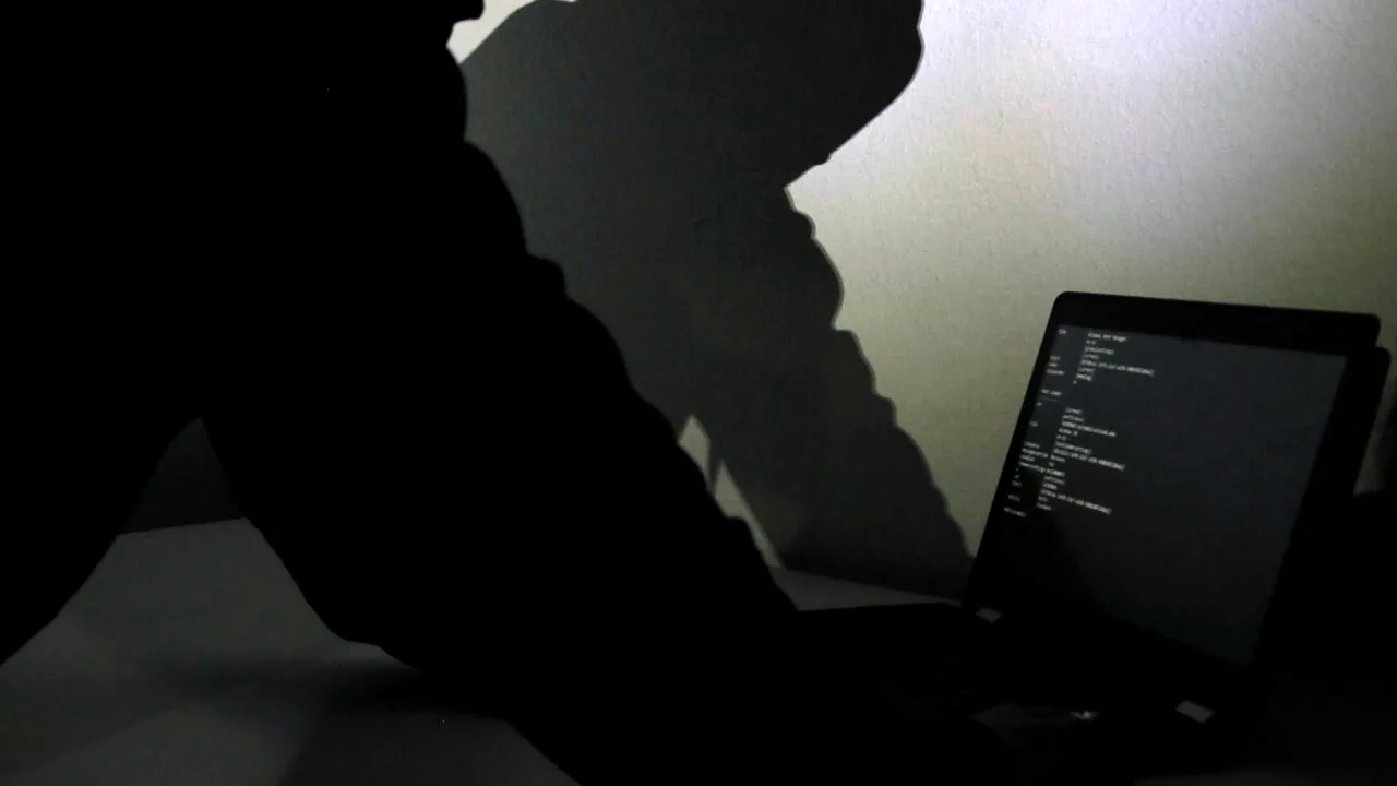 Uită de simpla parolă la calculator. Ce îți protejează cel mai bine datele