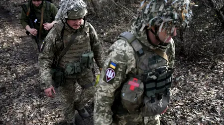 Fiul unei deputate britanice a plecat pe front în Ucraina: Nici măcar nu i-am spus mamei