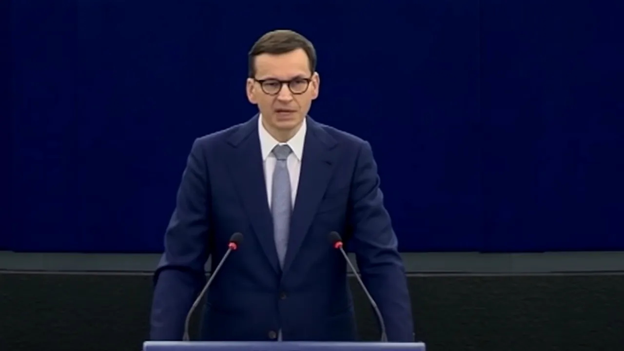 Premierul Poloniei: Putin a dat foc Ucrainei, iar Europa încă se mai întreabă dacă e suficient un extinctor