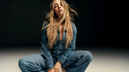 Reclama senzuală la BLUGI care a isterizat internetul: Sydney Sweeney, acuzată de „rasism” și „eugenism” din cauza unui joc de cuvinte