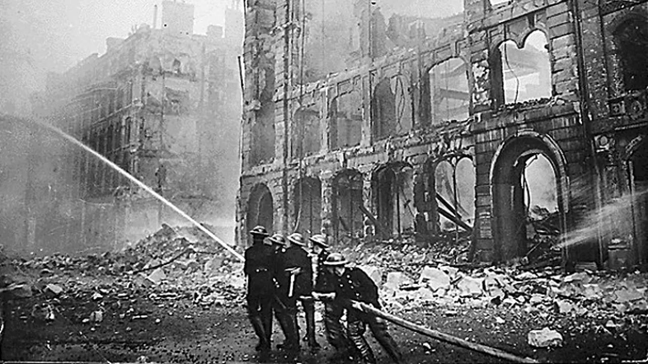 Harta interactivă care îți arată unde au căzut bombele germane în Londra