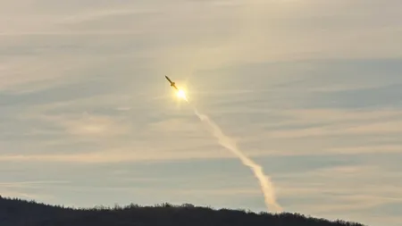 Ministerul Apărării neagă informația potrivit căreia o RACHETĂ rusească ar fi pătruns în spațiul aerian al României
