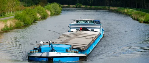 Listare. Cel mai mare transportator pe Dunăre a cedat investitorilor în acțiuni 50% din capital. Este prima ofertă publică inițială din ultimii trei ani pe bursa de la București