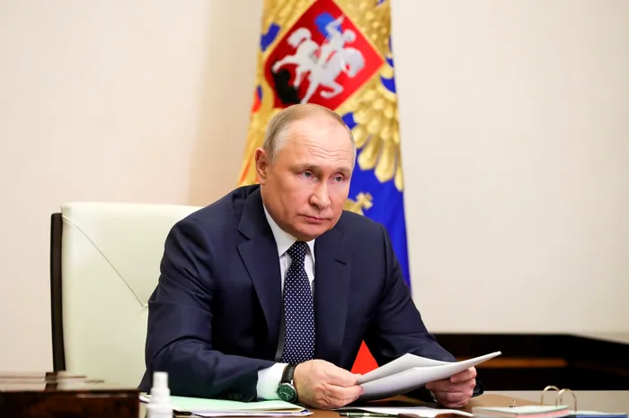 8 ȘTIRI DE LA ORA 8. Kremlinul, reacție după ce presa a speculat că Putin ar avea cancer