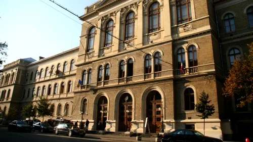 ADMITERE ONLINE, la cea mai mare universitate din România