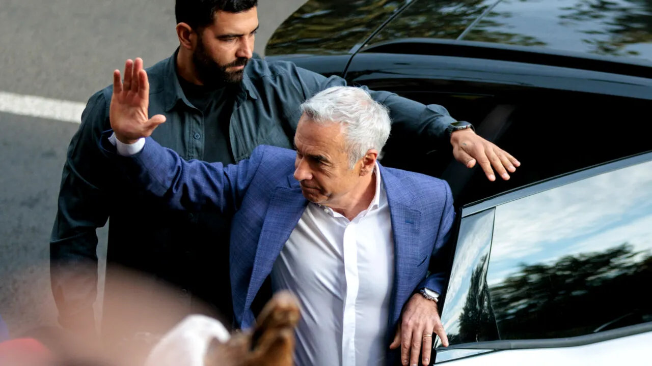 Călin Georgescu, nou mesaj pentru susținători: țara noastră trece prin vremuri grele, de mare încercare / pe cât de mare este Lucrarea, pe atât de mari sunt și încercările