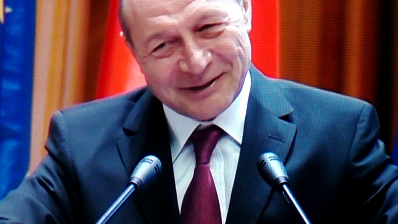Traian Băsescu: 
