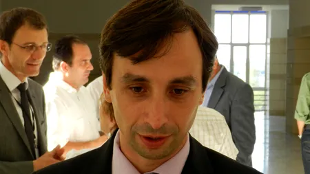 Un profesor universitar spune că i-a fost falsificată semnătura pentru cartea unui deținut