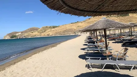 Croația e mai SCUMPĂ decât Mamaia! Ireal câți euro a dat o turistă pentru a închiria un șezlong, pe o plajă din Brac