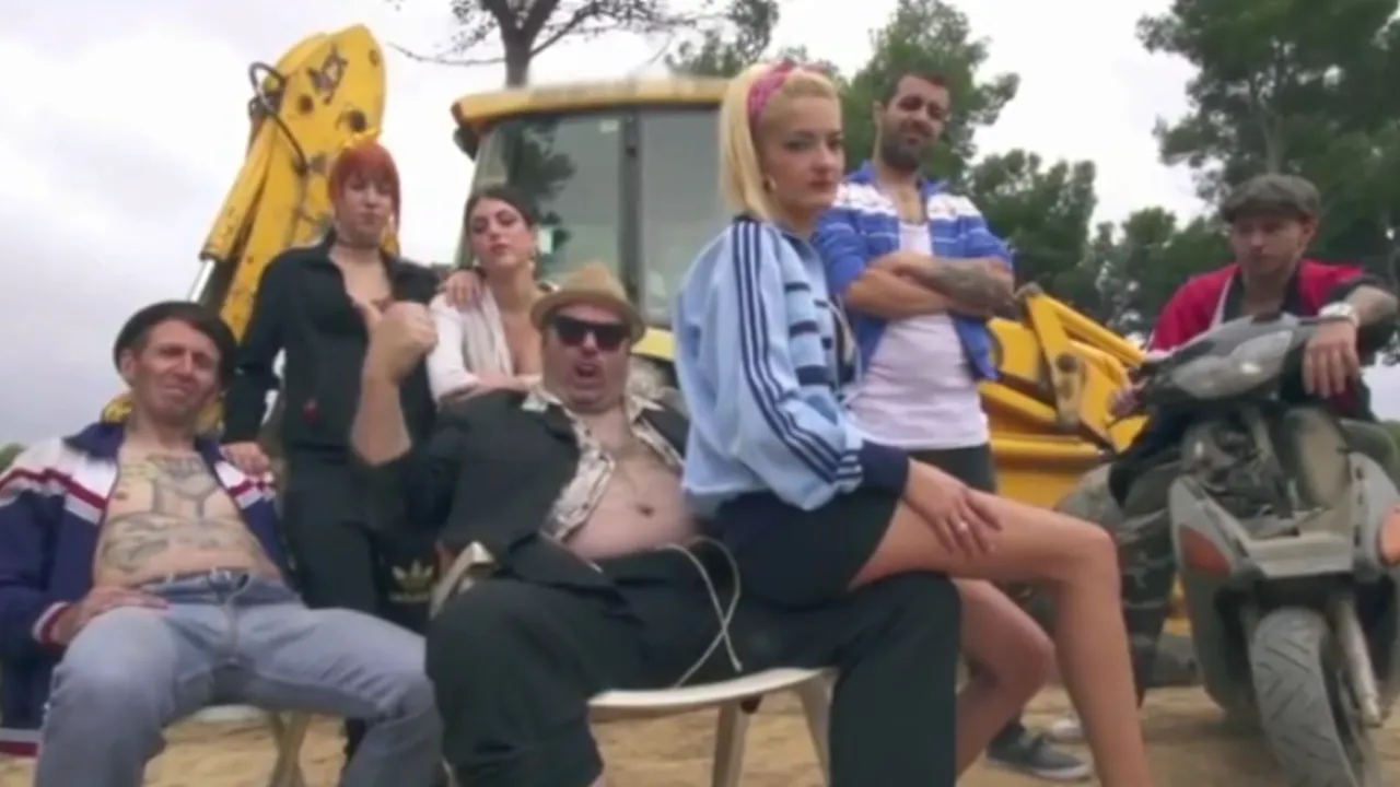 Regizorul de filme porno care a făcut un clip xenofob despre românii din Spania: „Nu înțeleg de ce am fost amenințat cu moartea sau cu bătaia. Credeam că românii au simțul umorului