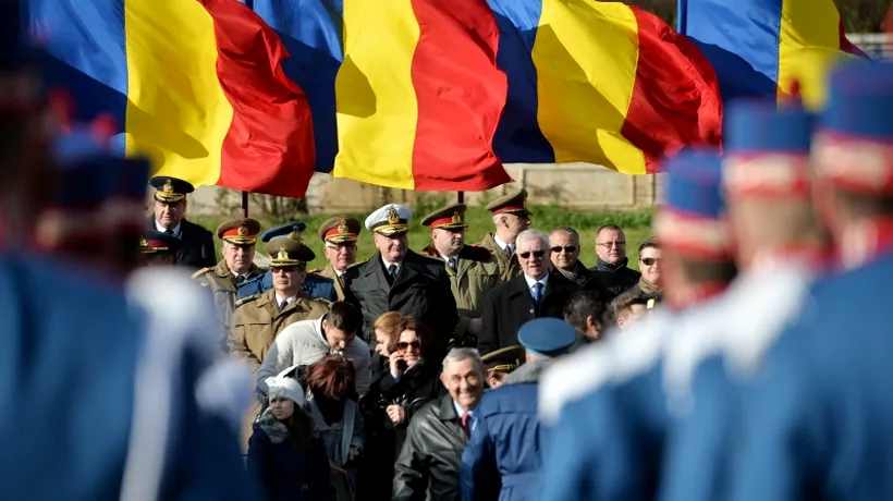 Ministrul Apărării: Sunt mândru că sunt român. Militarii nu devin niciodată civili