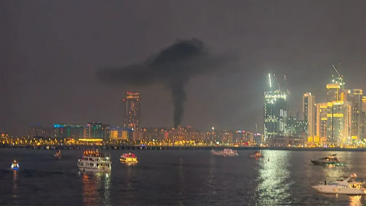 Polițiștii din Emirate au arestat peste 100 de persoane pentru că au publicat informații „înșelătoare” despre „evenimentele actuale” pe internet