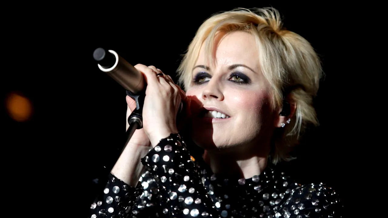 Totul despre Dolores O'Riordan. Povestea impresionantă a solistei The Cranberries. Diagnosticul dur care i s-a pus în 2017