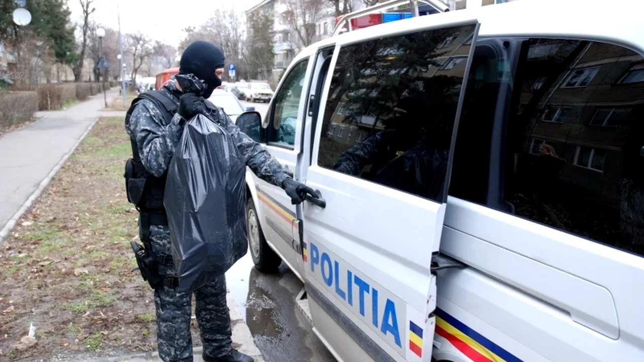 Corupție la Tribunalul București. Două judecătoare reținute de DNA pentru trafic de influență și luare de mită