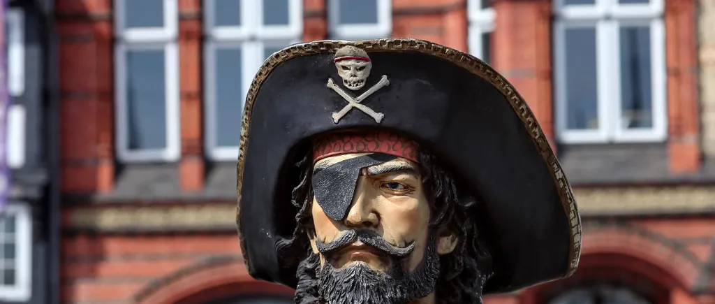 De ce aveau pirații un ochi acoperit?