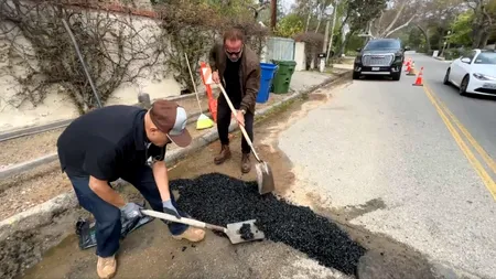 Arnold Schwarzenegger, asfaltator de nevoie. Cum a astupat o GROAPĂ din cartier vedeta de la Hollywood | VIDEO
