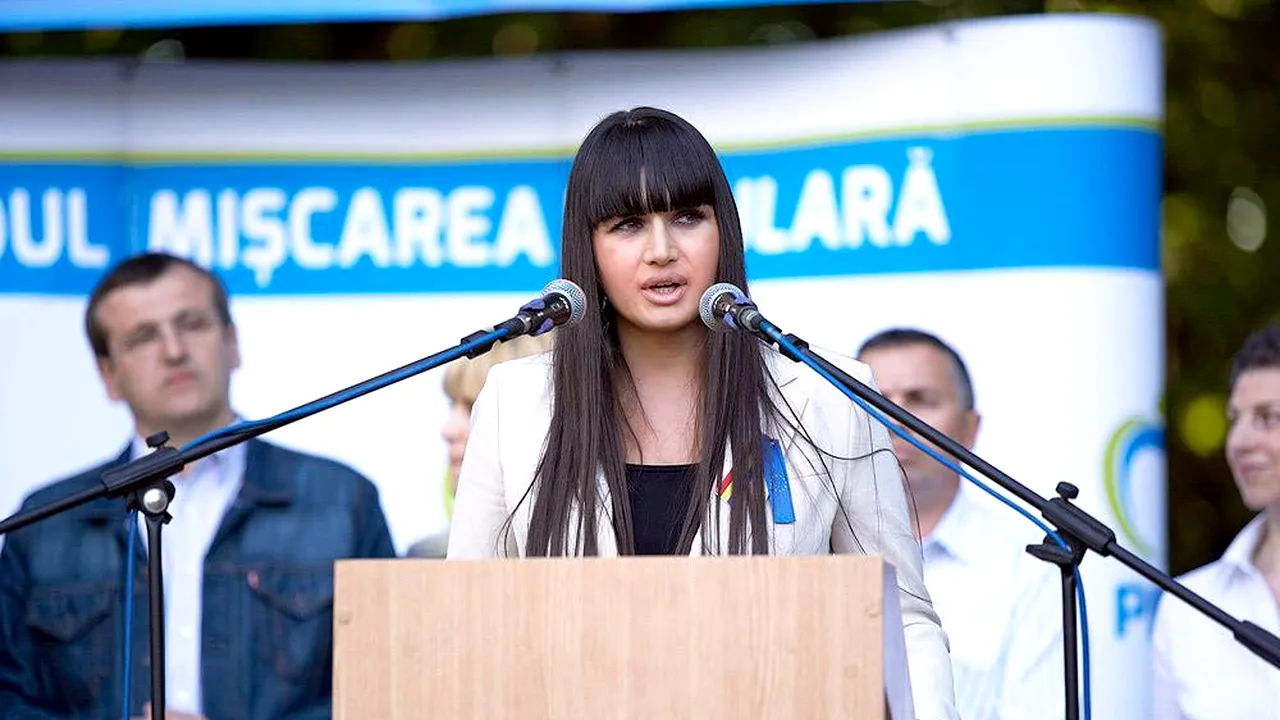 REPROFILARE. Elena Băsescu a dat politica pe comerț. Cu ce se ocupă în pandemie fiica fostului președinte