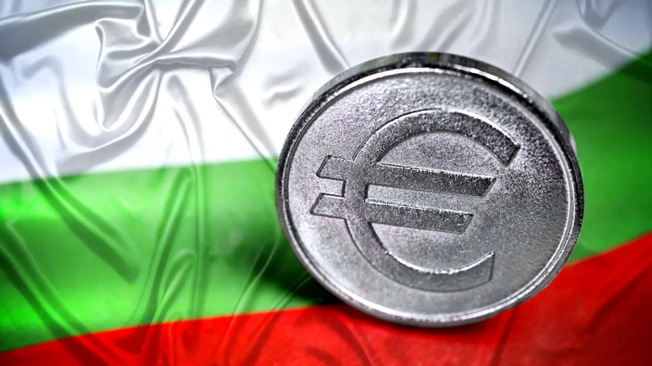 Comercianții din Bulgaria sunt OBLIGAȚI, începând de astăzi, să afișeze prețurile atât în leva, cât și în euro