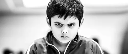 Un băiat de 12 ani a devenit cel mai tânăr mare maestru din istoria șahului