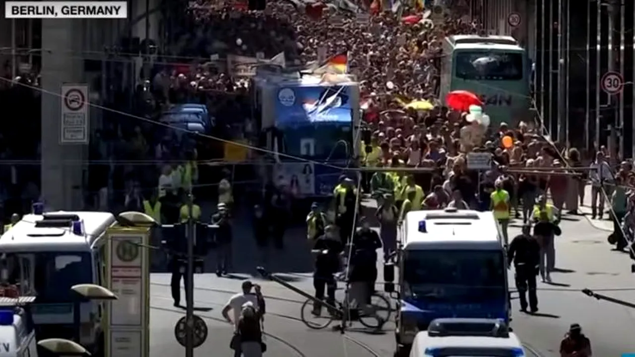 Scuiparea politicienilor este neconstituțională! Ce spune un ministru german, după un incident cu protestatarii