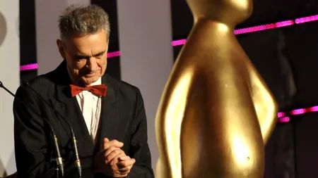 IURIE DARIE A MURIT. Trupul neînsuflețit al lui Iurie Darie, depus sâmbătă la Teatrul de Comedie. Înmormântarea va avea loc duminică