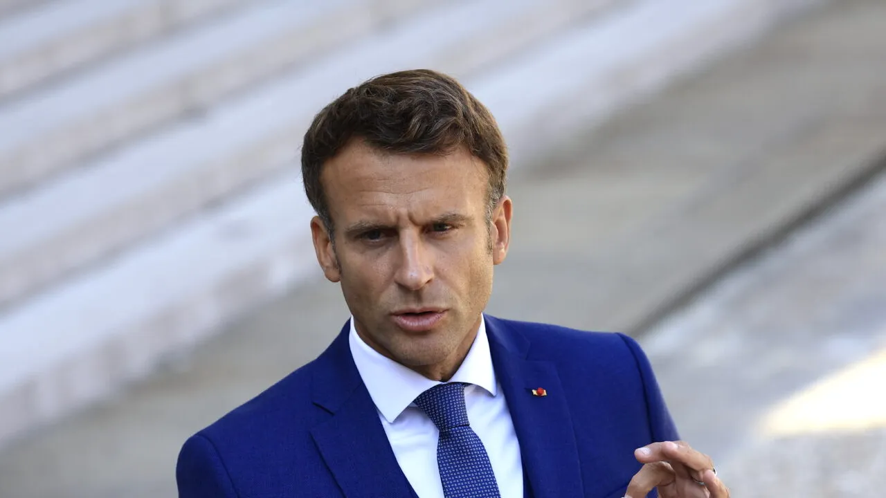 Macron anunță o posibilă discuție cu Putin în viitorul apropiat pentru soluționarea războiului din Ucraina. Discuțiile de la Paris continuă și astăzi