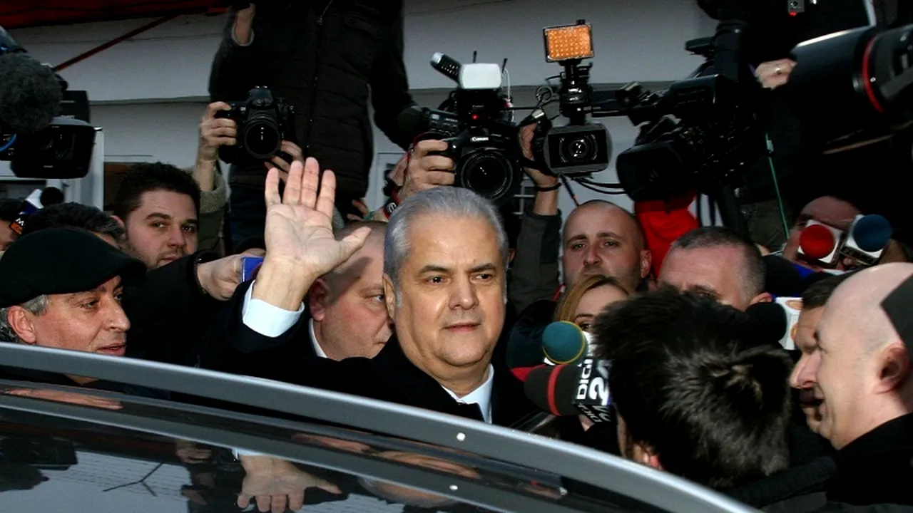 Adrian Năstase nu a ajuns aseară la reședința din strada Zambaccian