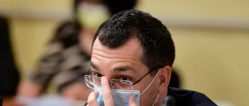 Vlad Voiculescu, după ce a fost surprins fără mască în Parlament: „Am greșit. Îmi era sete”