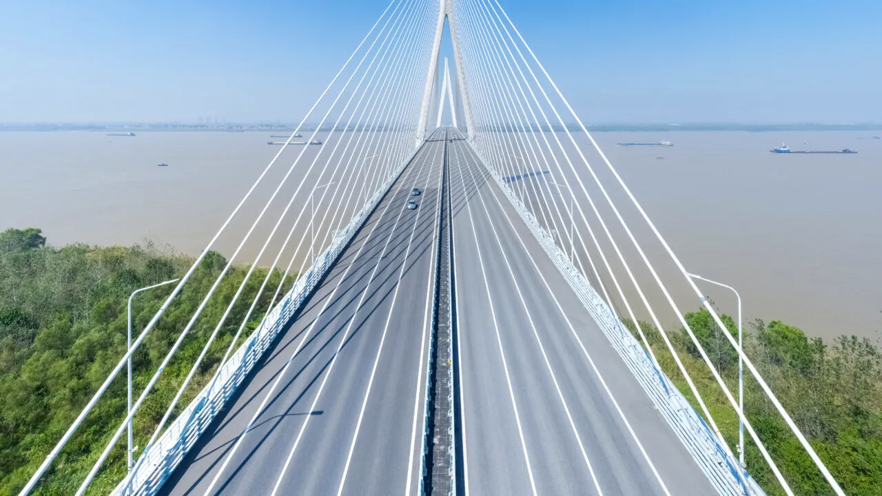 Singurul pod de pe Pământ de unde poți vedea 4 țări în același timp