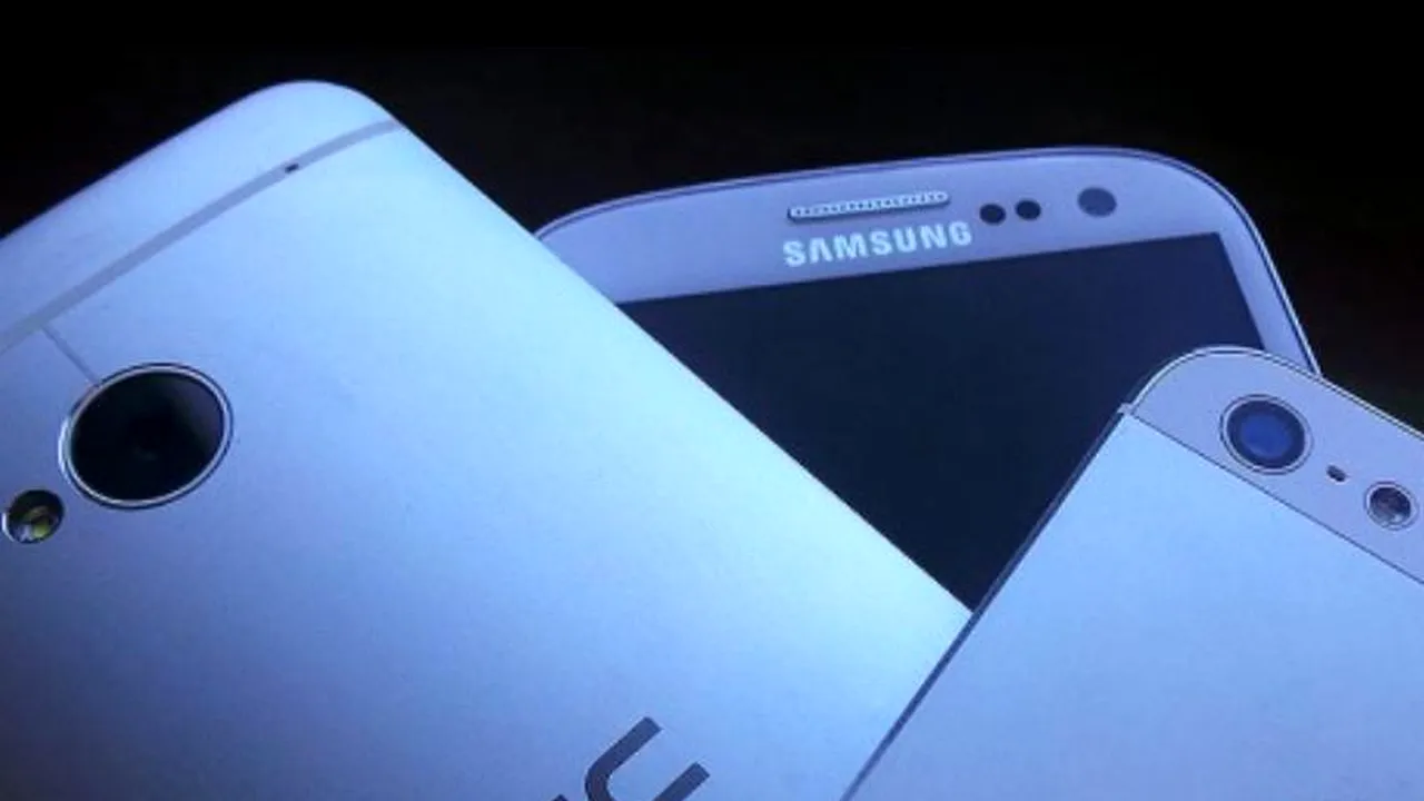 Câți bani sunt dispuși românii să dea pe un telefon mobil