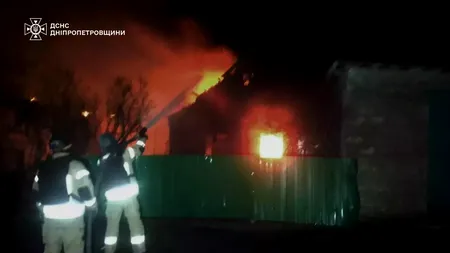 Rusia a atacat Ucraina cu o rachetă balistică și 95 de drone în cursul nopții. Cel puțin doi morți și nouă răniți