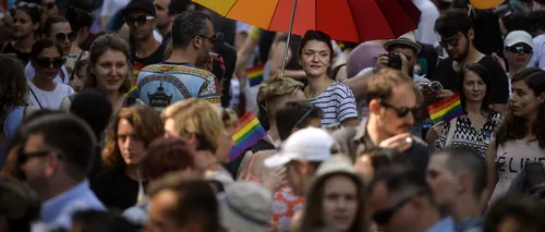 O nouă inițiativă pentru legalizarea parteneriatelor civile: uniune consensuală pentru persoanele de același sex, dar și pentru heterosexuali. Cuplurile gay NU vor putea adopta copii. PROIECT CNCD
