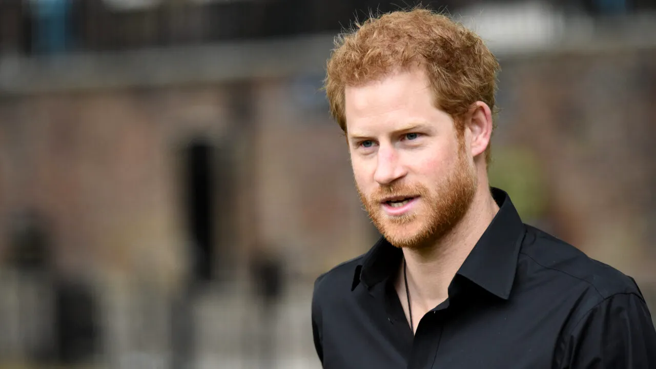 Prințul HARRY dă în judecată unul dintre cele mai mari grupuri media din Marea Britanie