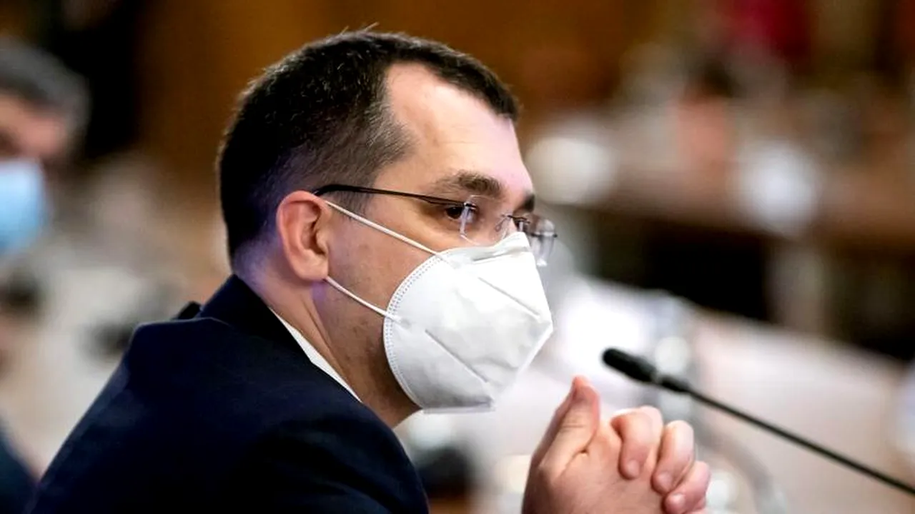 Vaccinarea populației, întârziată de neînțelegerile dintre primari și ministrul Sănătății! Vlad Voiculescu, acuzat că nu a pus bani la dispoziție