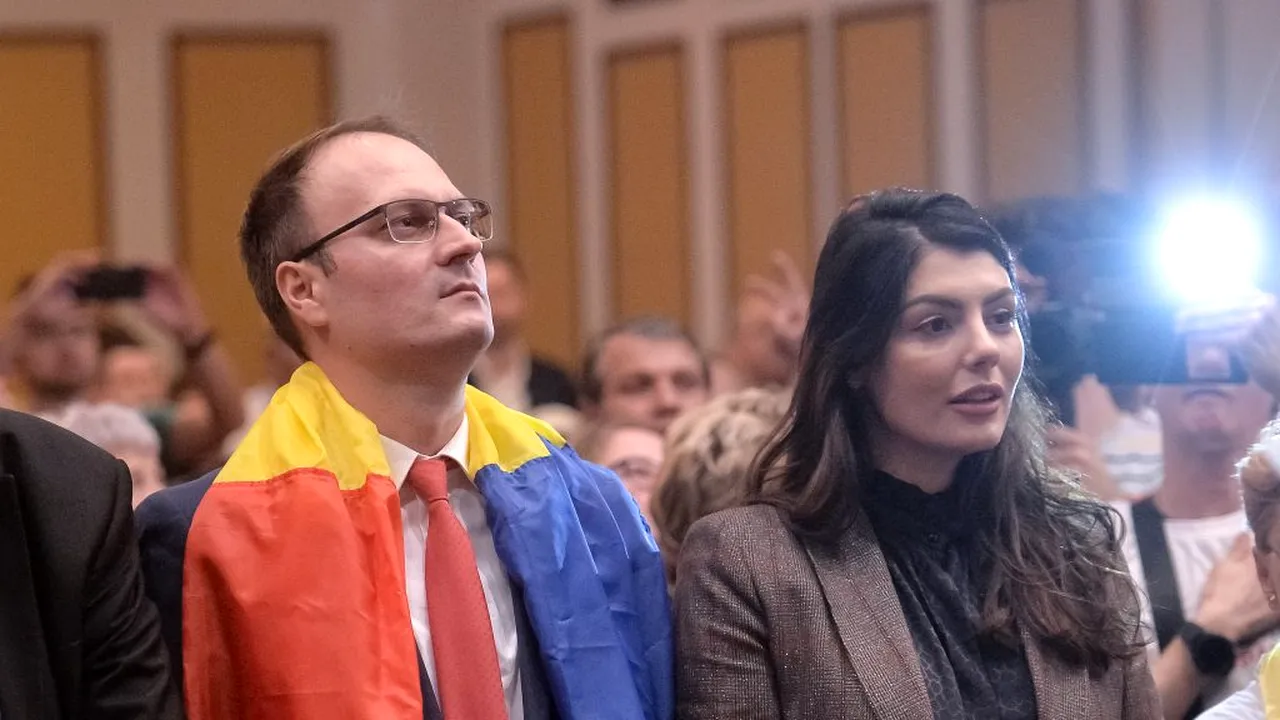 Cumpănașu, acuzat de o tânără din București că i-a propus să facă sex cu soția lui: Cu siguranță știa că sunt minoră / Cum se apără Alexandru Cumpănașu - FOTO