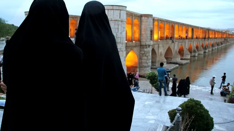 Femeile iraniene nu au voie să asiste la transmisiile publice de la EURO 2012
