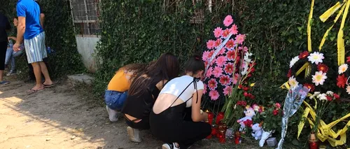Cazul adolescentelor dispărute | Familia Șărămăt, asistenții maternali ai Sorinei, la Caracal: Oameni buni, trebuie să ieșim în stradă! E ceva groaznic - VIDEO