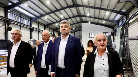 Vizită a premierului Marcel Ciolacu la o fabrică de sticlă din Hunedoara: Un exemplu de succes despre cum afacerile românești se susțin cu fonduri UE