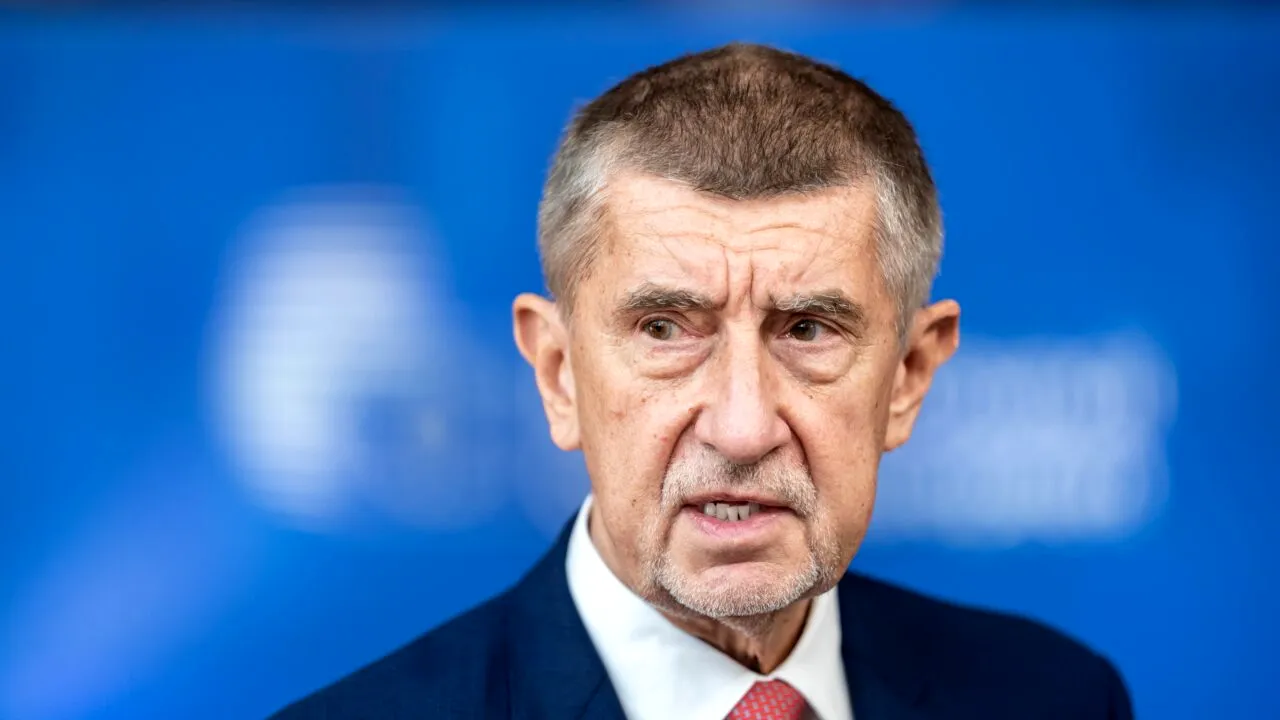 Premierul ceh Andrej Babiš rămâne la putere după ce guvernul său a supraviețuit moțiunii de cenzură