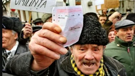 Proteste în față la Guvern! Pensionarii ies în stradă și își cer drepturile votate în Parlament!