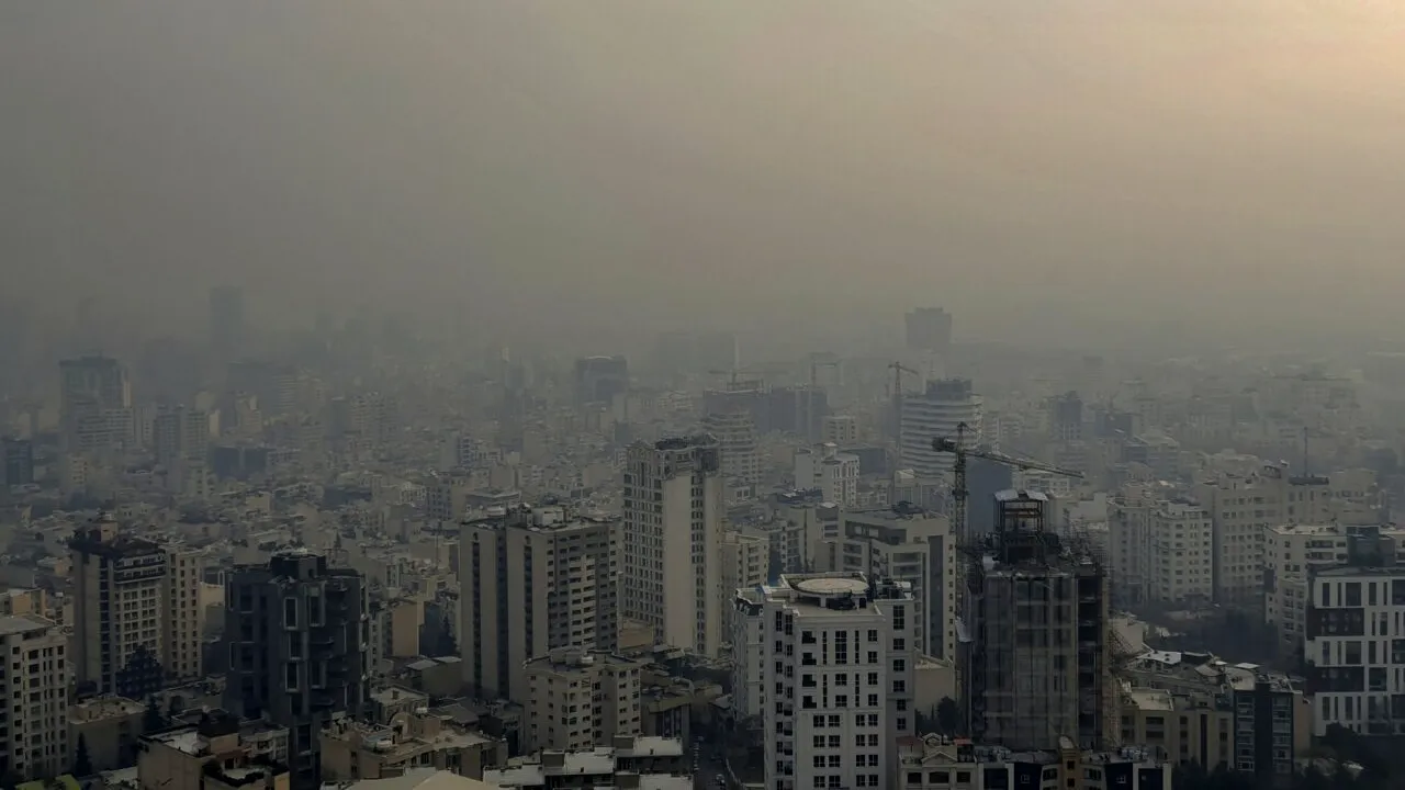 Iranul se confruntă cu o CANICULĂ extremă, temperaturile depășind 50 de grade Celsius. Rezervele de apă ale Teheranului au scăzut dramatic
