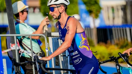 Reprezentantul României la Jocurile Olimpice, Felix Duchampt, s-a clasat pe ULTIMUL loc la triatlon. Publicul l-a ovaționat la sosire