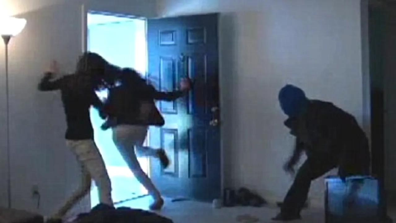 Cea mai proastă glumă făcută de un iubit? Ce a pățit o tânără când a ajuns acasă. VIDEO 