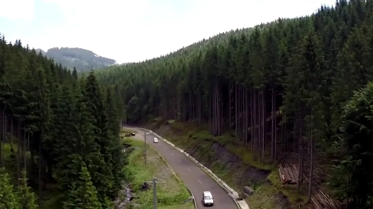 Cum arată Transrarăul, cel mai nou drum montan din România, care rivalizează cu Transfăgărășanul și Transalpina
