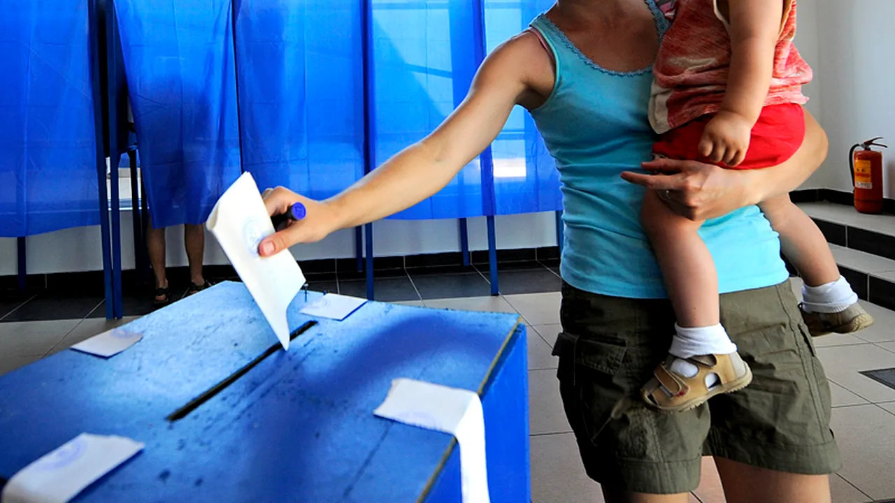 AUTODENUNȚUL făcut de șase membri ai PNL Cluj-Napoca. Ce le-au promis soțiilor în schimbul voturilor la referendum